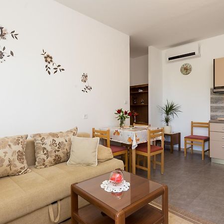 Apartments Olive Mlini Exterior foto